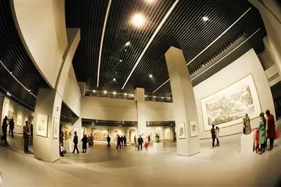 青海夏夜美术馆 限时免费开放，点亮文化夜生活